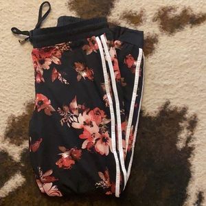 Medium eye candy lounge pants